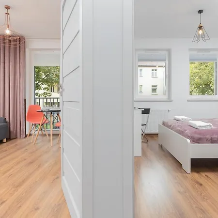 Apartment Rewita Wrzeszcz By Renters *